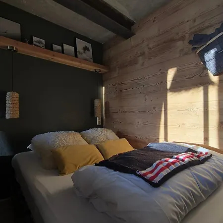 Ours Blanc - Welkeys Apartman Huez